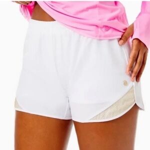 NWOT Lilly Pulitzer Luxletic Ocean Trail Lined Shorts M